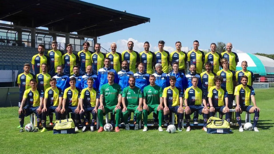 La foto ufficiale del Santarcangelo Calcio 2016-2017
