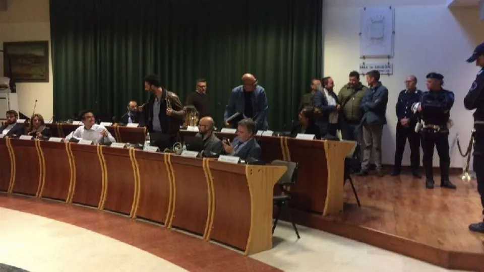 una seduta (Newsrimini.it)
