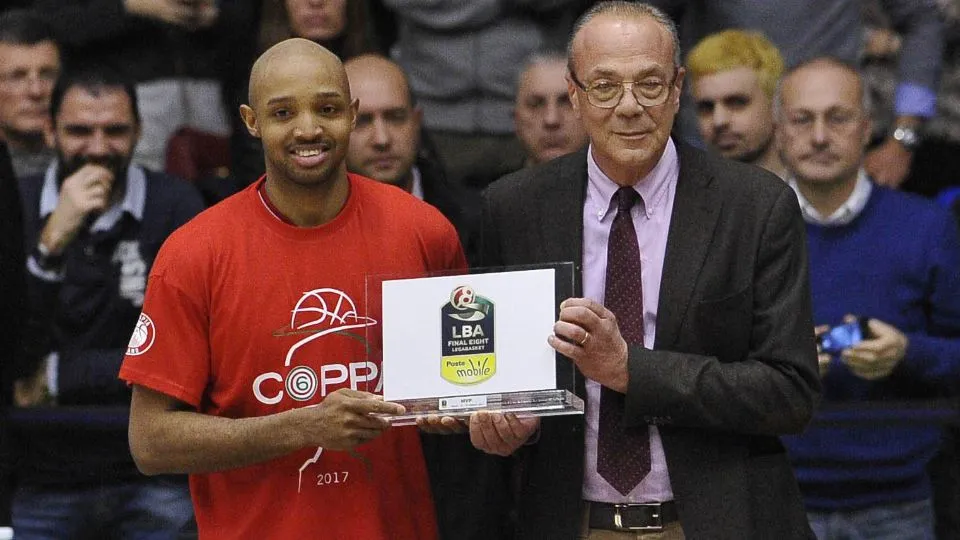 Richard Hickman premiato come MVP (Foto Ciamillo-Castoria)