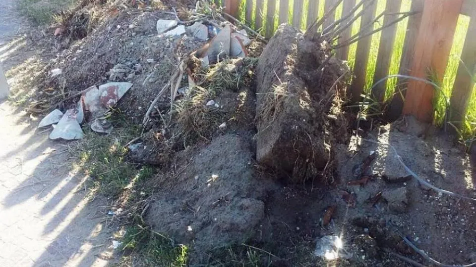 il materiale abbandonato
