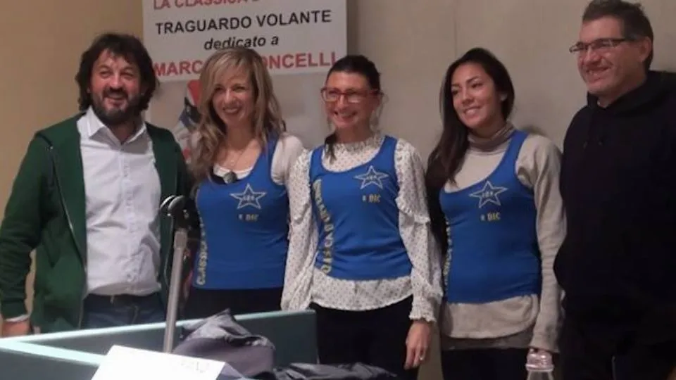 gli organizzatori, i sindaci e Kate Fretti