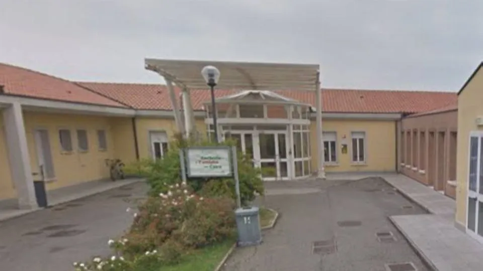 l’ingresso da via Ovidio