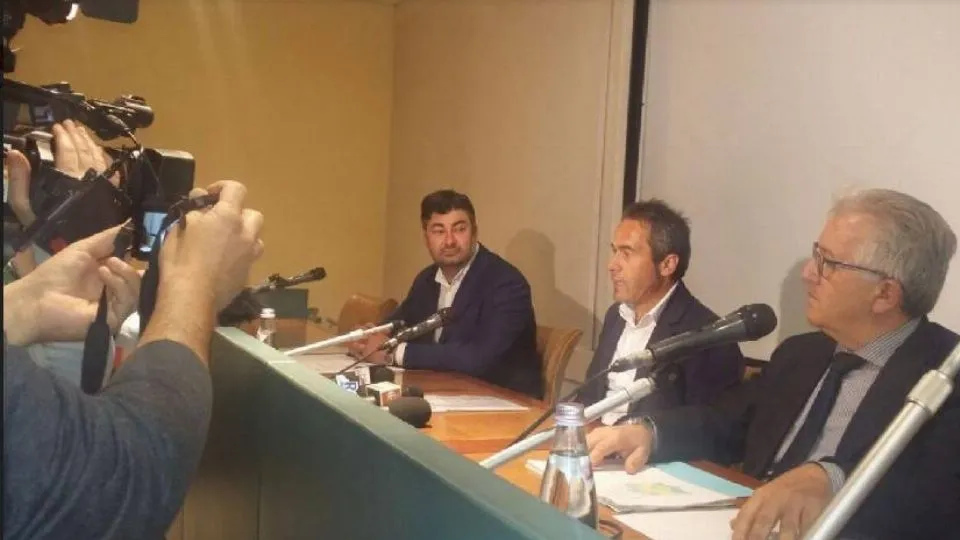 la conferenza stampa