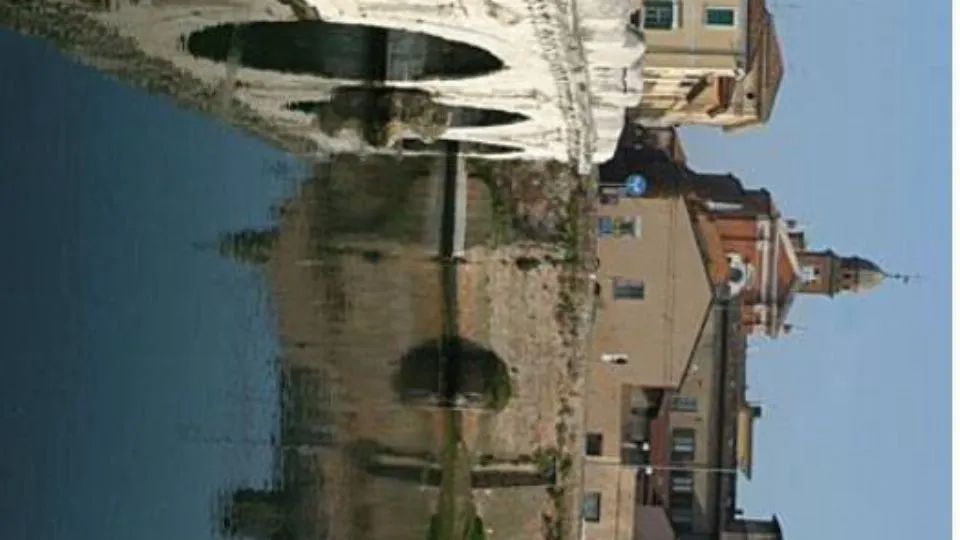 Rimini in cerca di un verso
