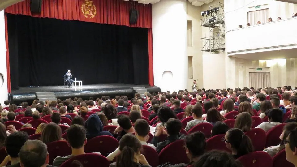 Saviano al Novelli con le scuole
