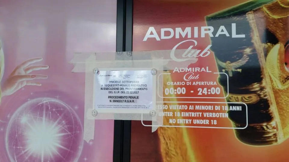 i sigilli all’admiral club

