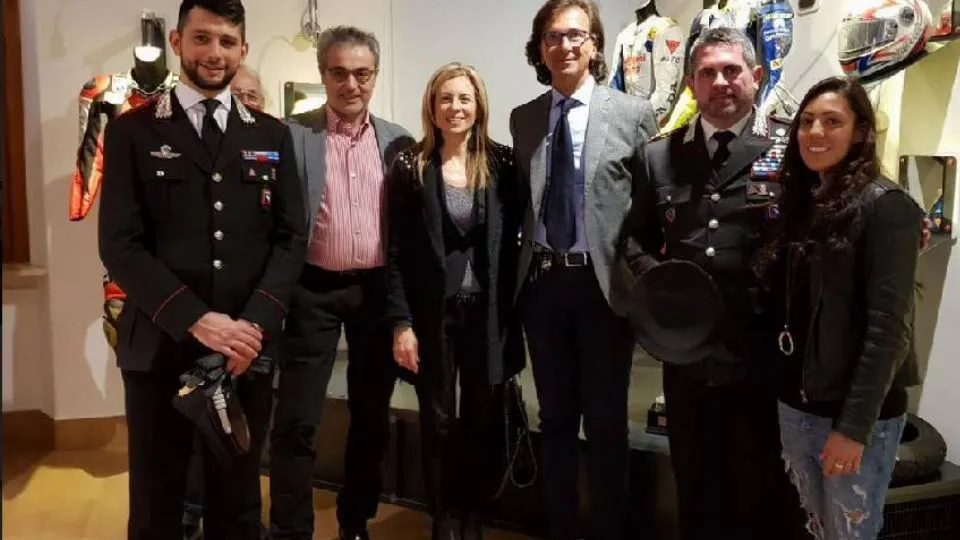 foto di gruppo al Museo del Sic
