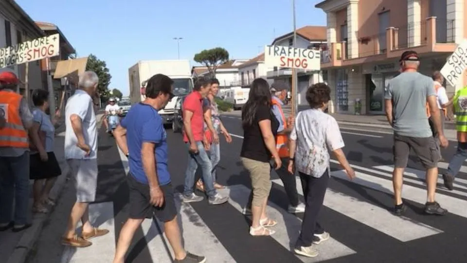 una manifestazione a Santa Giustina
