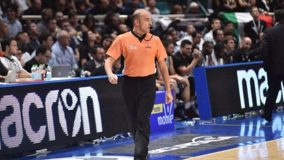 L’arbitro riminese Sardella