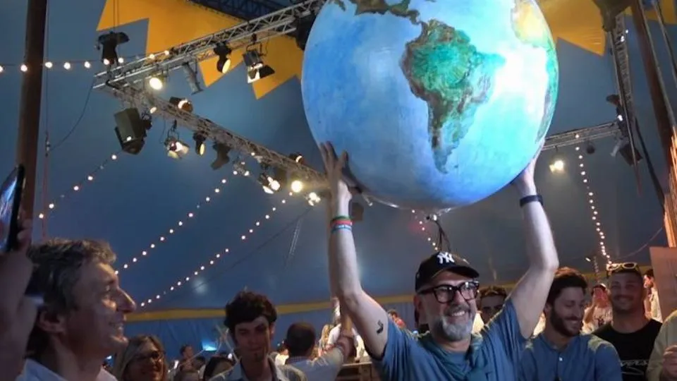 Chef Bottura sul tetto del mondo