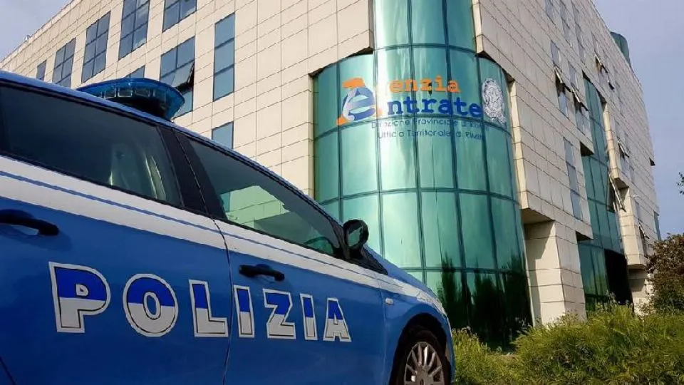 l’agenzia delle entrate di Rimini
