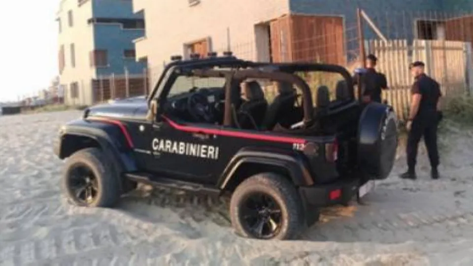 i Carabinieri con la Jeep