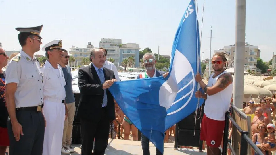 la cerimonia di consegna della Bandiera Blu
