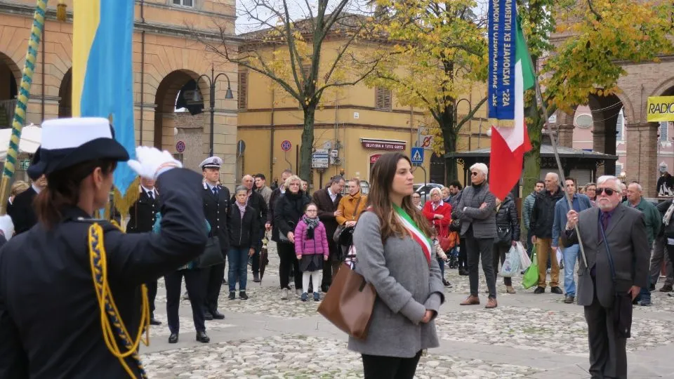 la piazza di Santarcangelo dove si sono svolte le commemorazioni