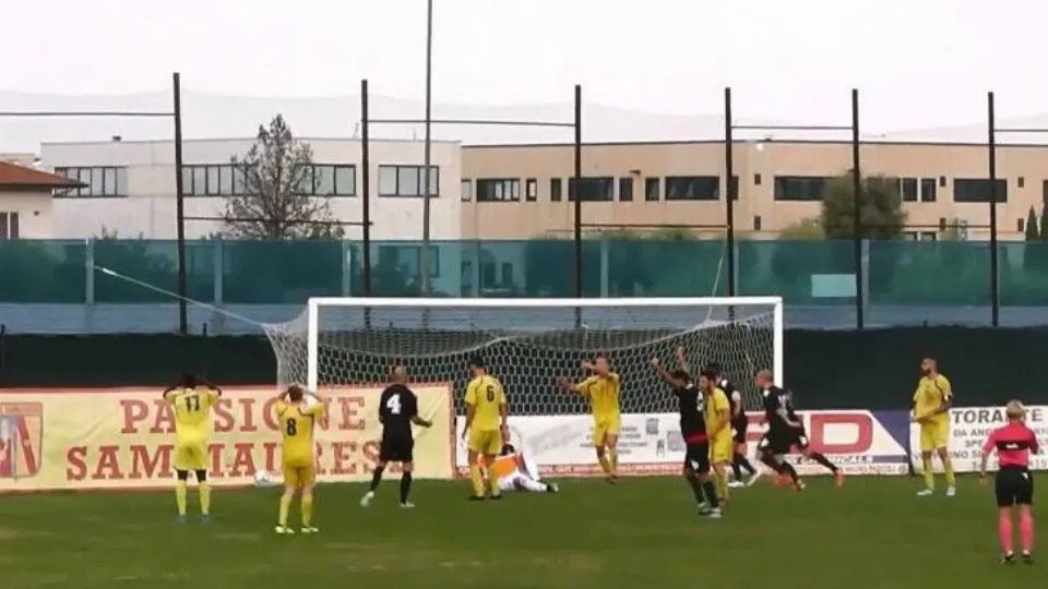 Il gol partita di Errico
