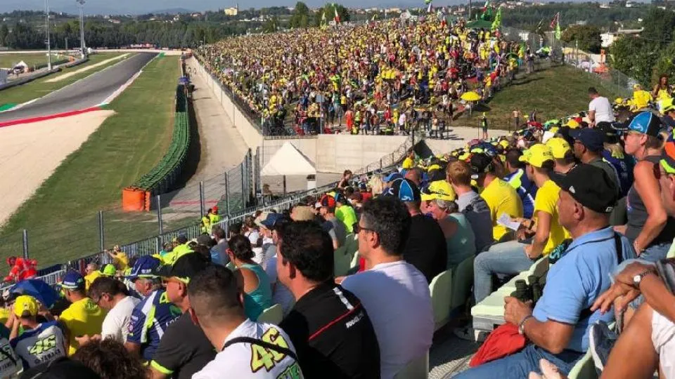 il pubblico del motomondiale a Misano (Newsrimini.it)