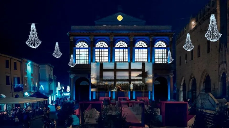 una visualizzazione della piazza
