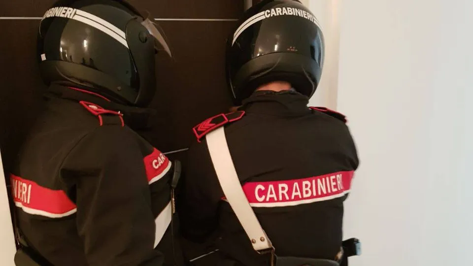 intervento dei carabinieri motociclisti
