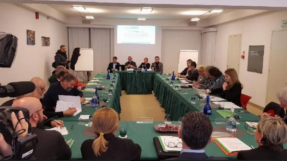 la conferenza stampa