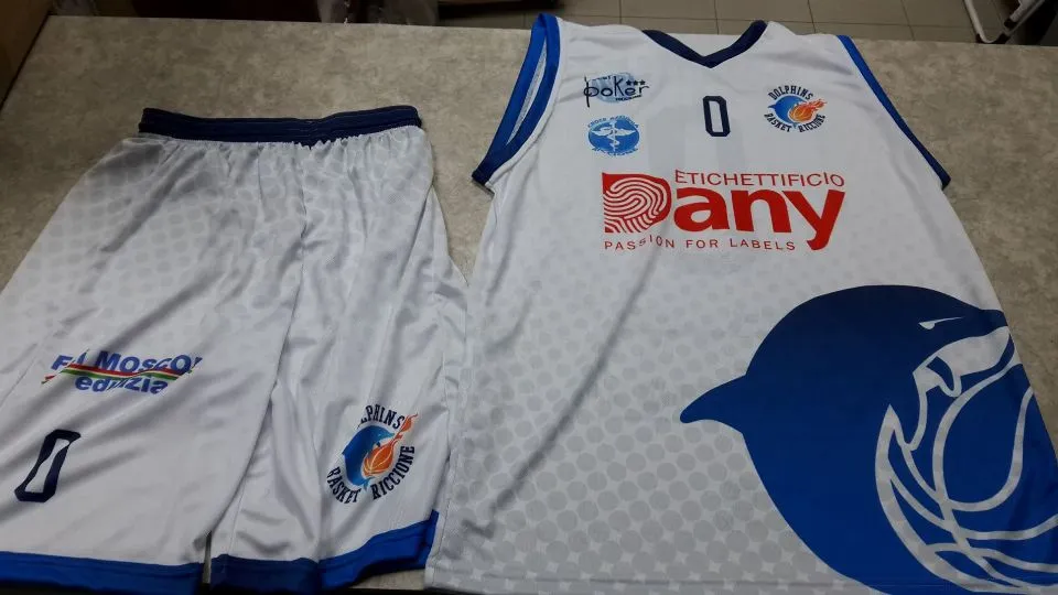 Le nuove maglie dei Dolphins Riccione