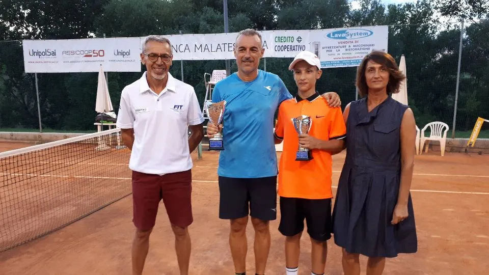 L’arbitro Galileo Guiducci, Stefano Cornacchia, Leonardo Sanchioni e Sabrina Bertuccioli