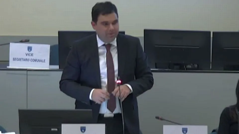 l’assessore al Bilancio Luigi Santi