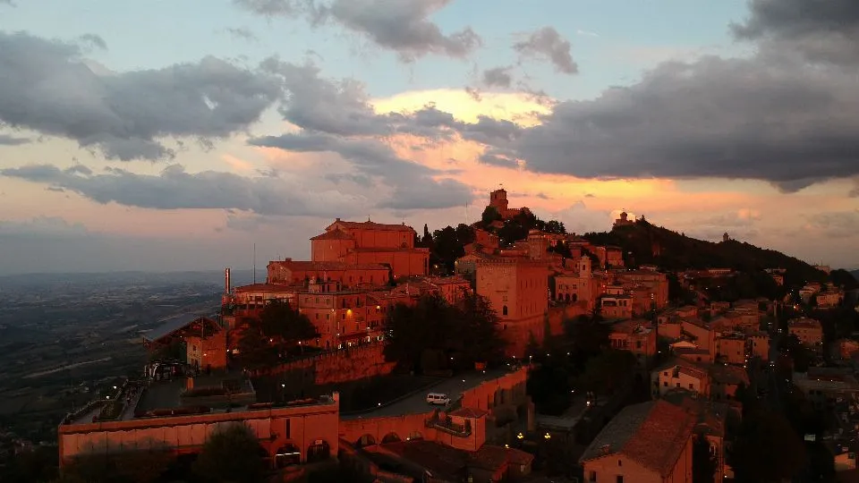San Marino di sera