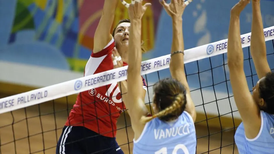 Elisa Vanucci a muro