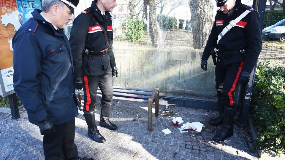 I carabinieri sul luogo dell’aggressione (Adriapress).