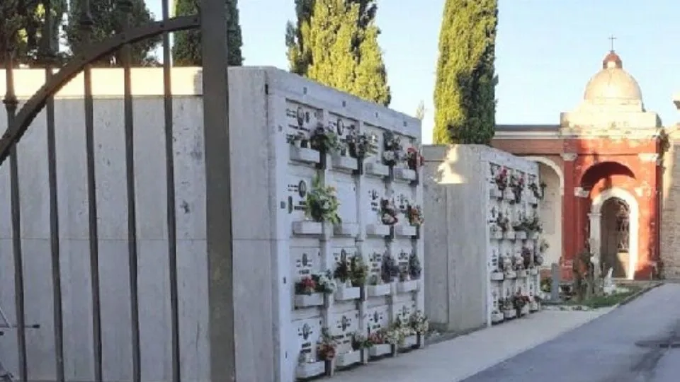 il cimitero
