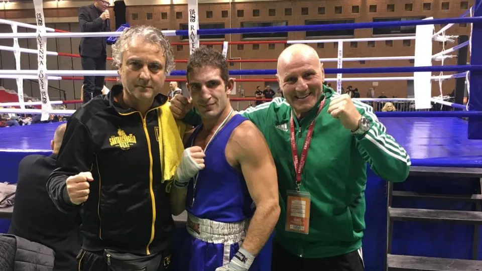 Alex Mohamad con i maestri Gianni Montanari e Tiziano Scarpellini