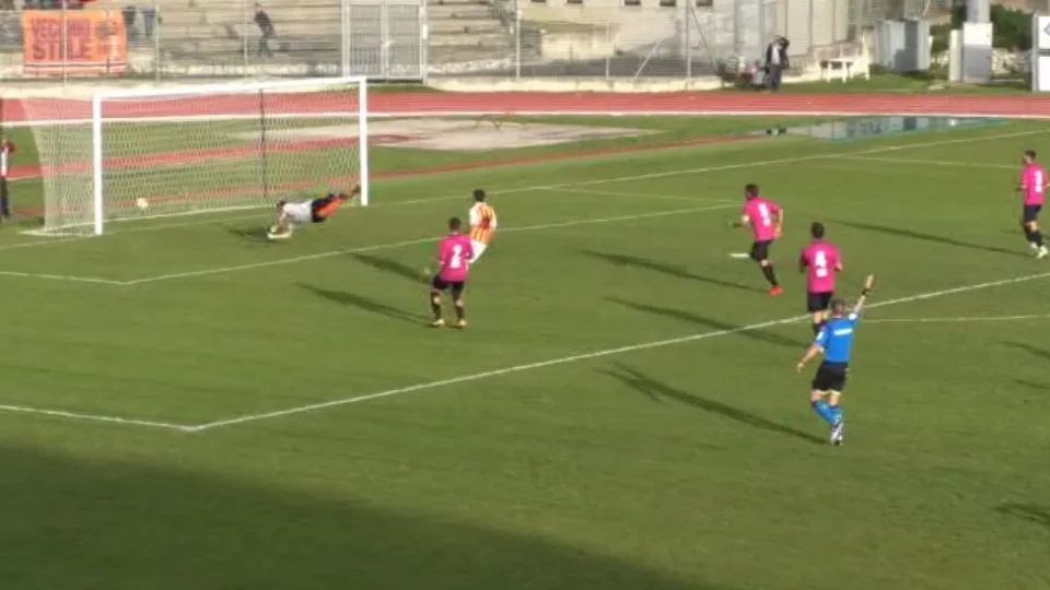 Il gol dell’1-0 di Rizzitelli