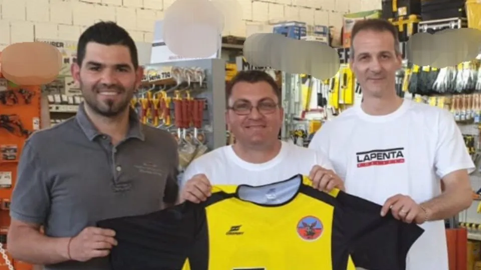 Danilo Casadei insieme al Presidente del Poggio Wilper Lapenta e al Vice allenatore Mattia Canini