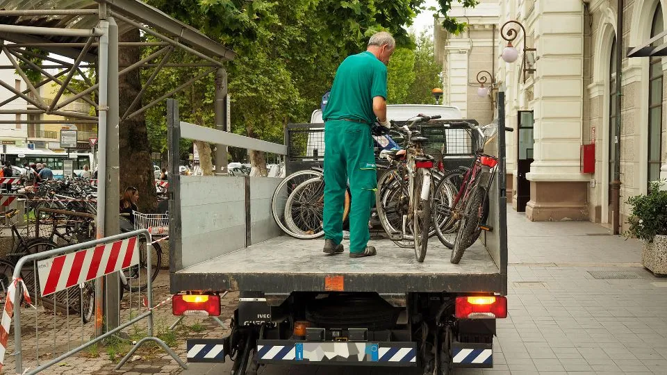 rimozione della bici
