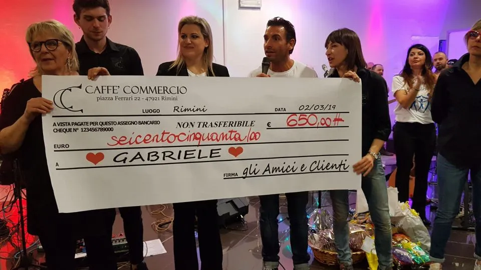 l’assegno consegnato
