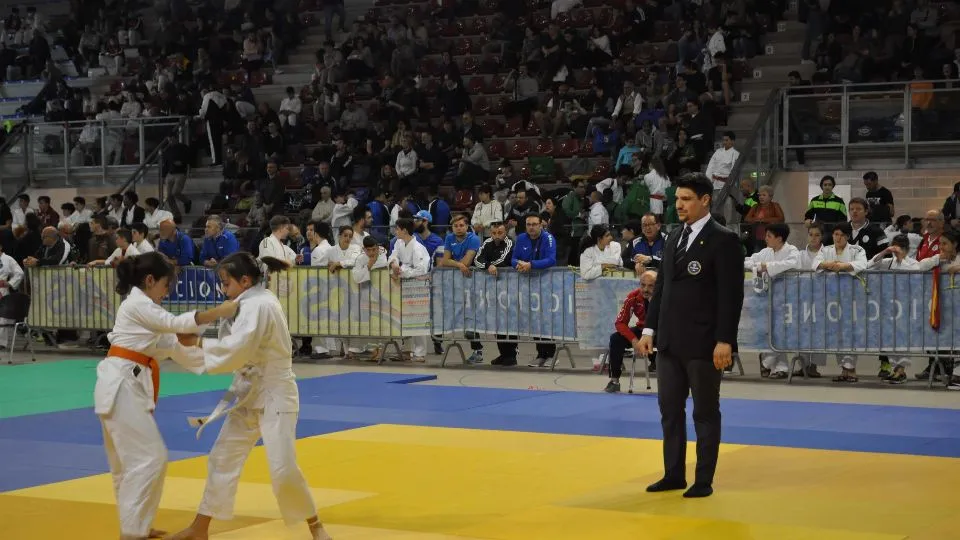 Sportinfiore: successo del Riccione nel Karate