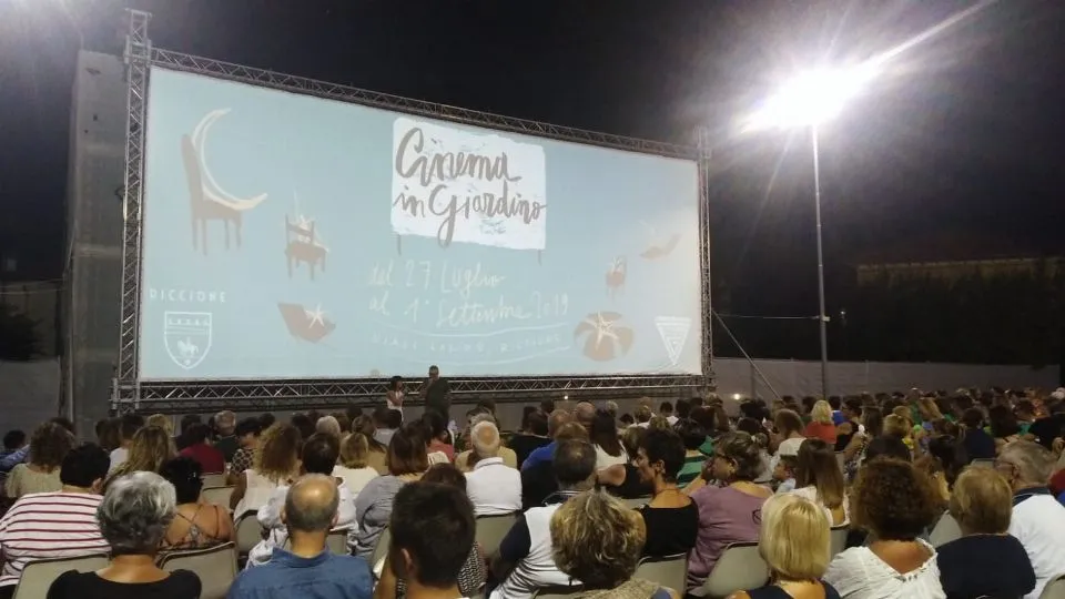 una delle serate di cinema in giardino
