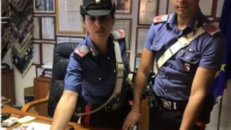 la droga e i soldi sequestrati
