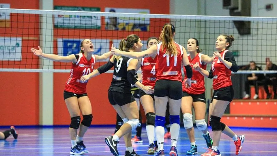 Le ragazze dell’Emanuel Riviera Volley Rimini