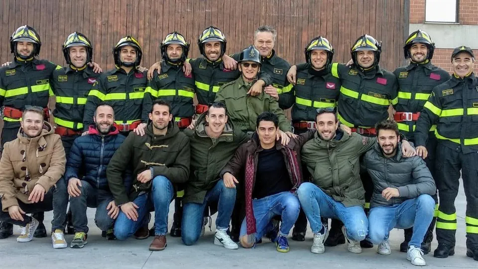 gruppo di vincitori ed idonei durante festeggiamenti per Santa Barbara