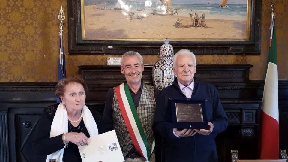 Elio e Moranda col sindaco Gennari