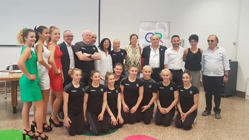 Foto di gruppo con la Nazionale