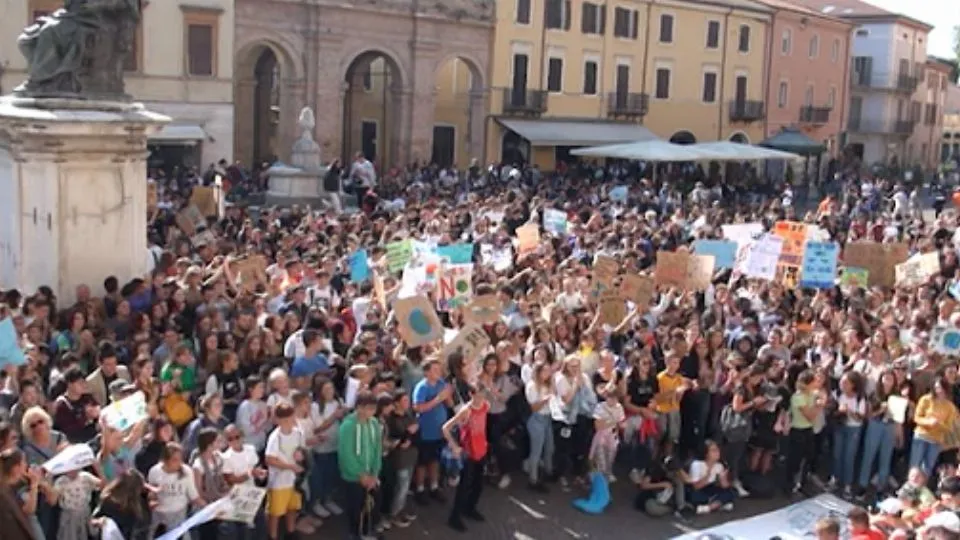la piazza oggi (Newsrimini.it)
