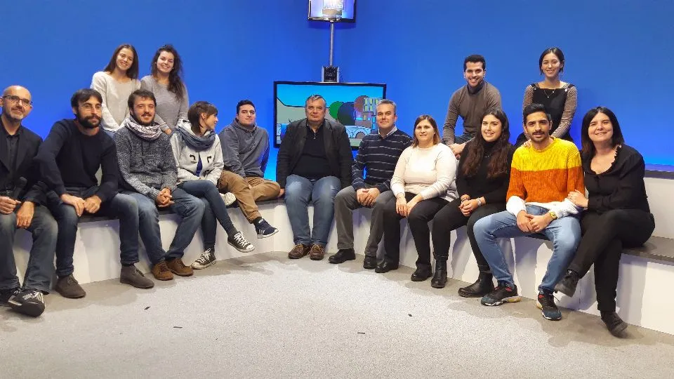 i protagonisti della puntata insieme ai conduttori