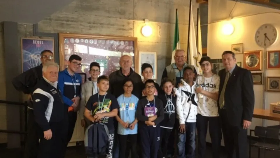 tiro a segno giochiamo allo sport
