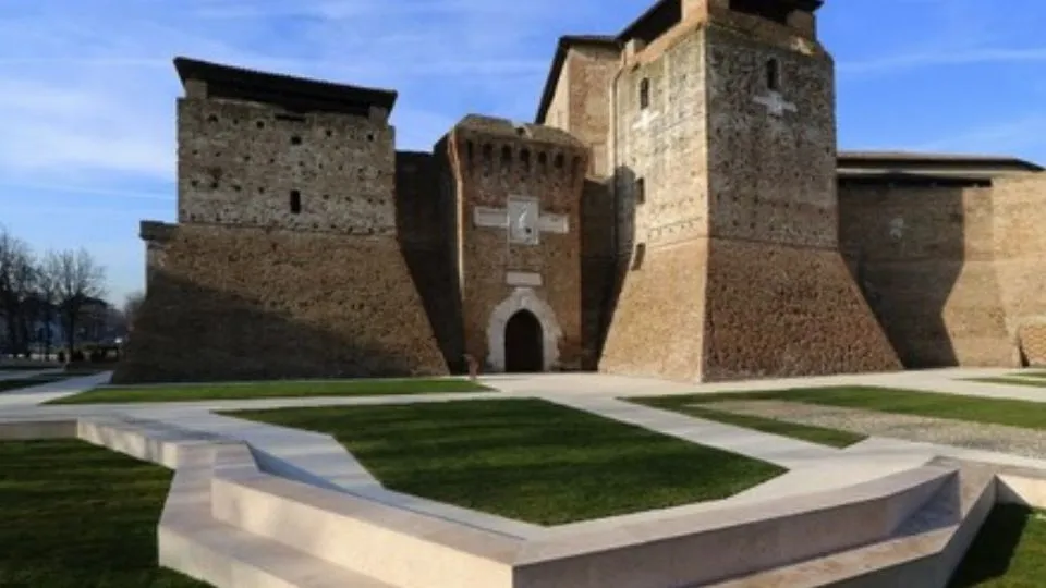 Castel Sismondo