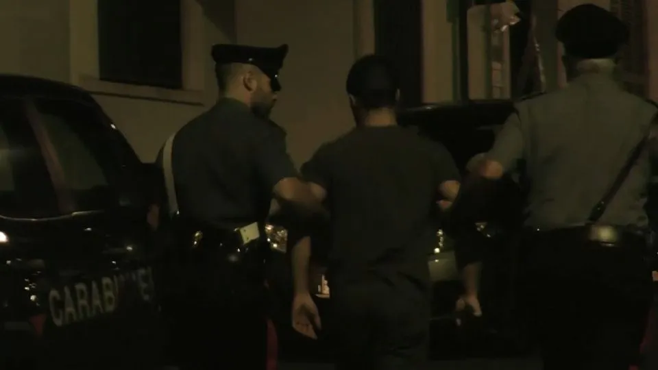 Uno dei 28 arresti eseguiti dalla Dds

