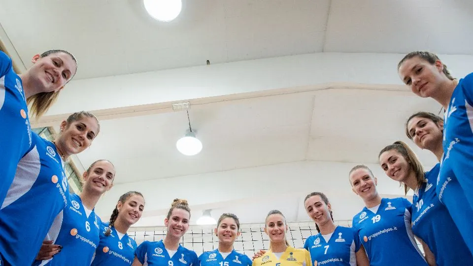Le ragazze del Gruppo Helyos Riccione