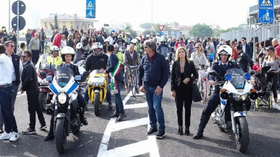 Il ricordo che resta vivo. Inaugurata via Simoncelli