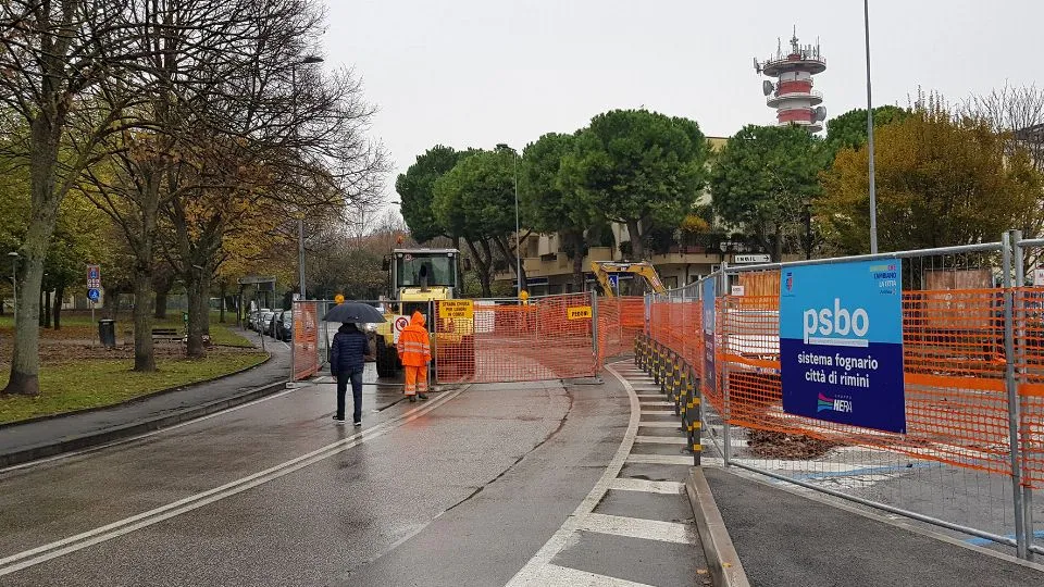 il cantiere in via Bramante
